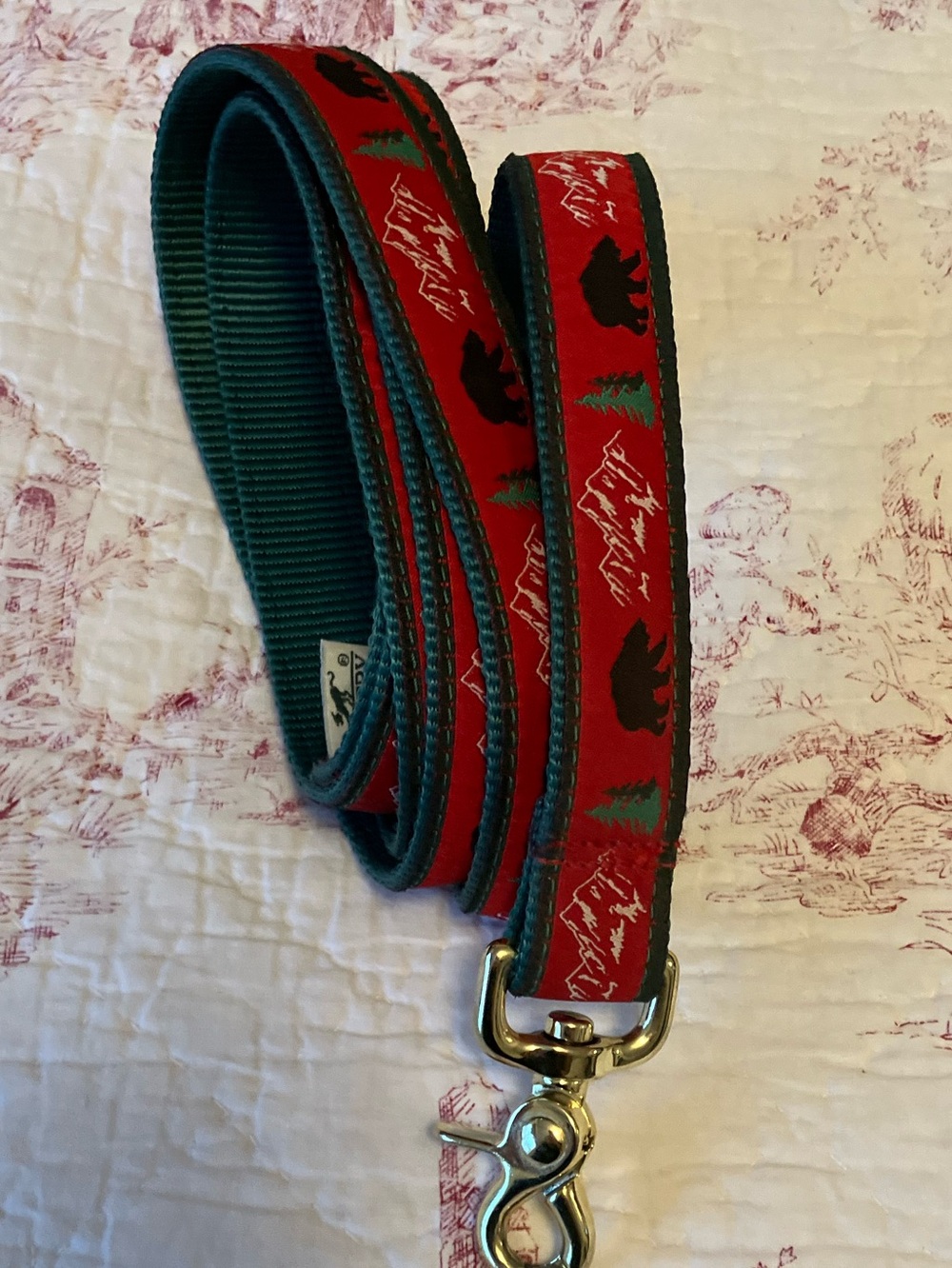 Vintage Up Country Bear Dog Leash